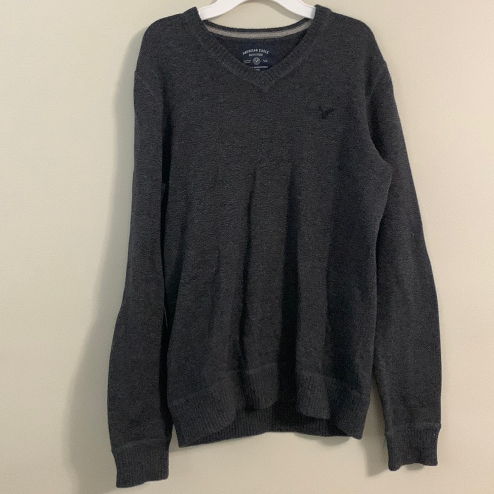 Gray American eagle sweater